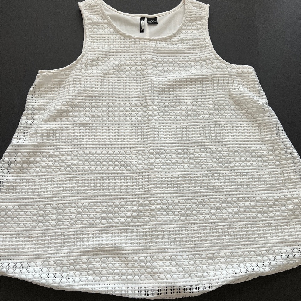 New Directions Woman White Lace Mixed Media Lined Sleeveless Top Size XL